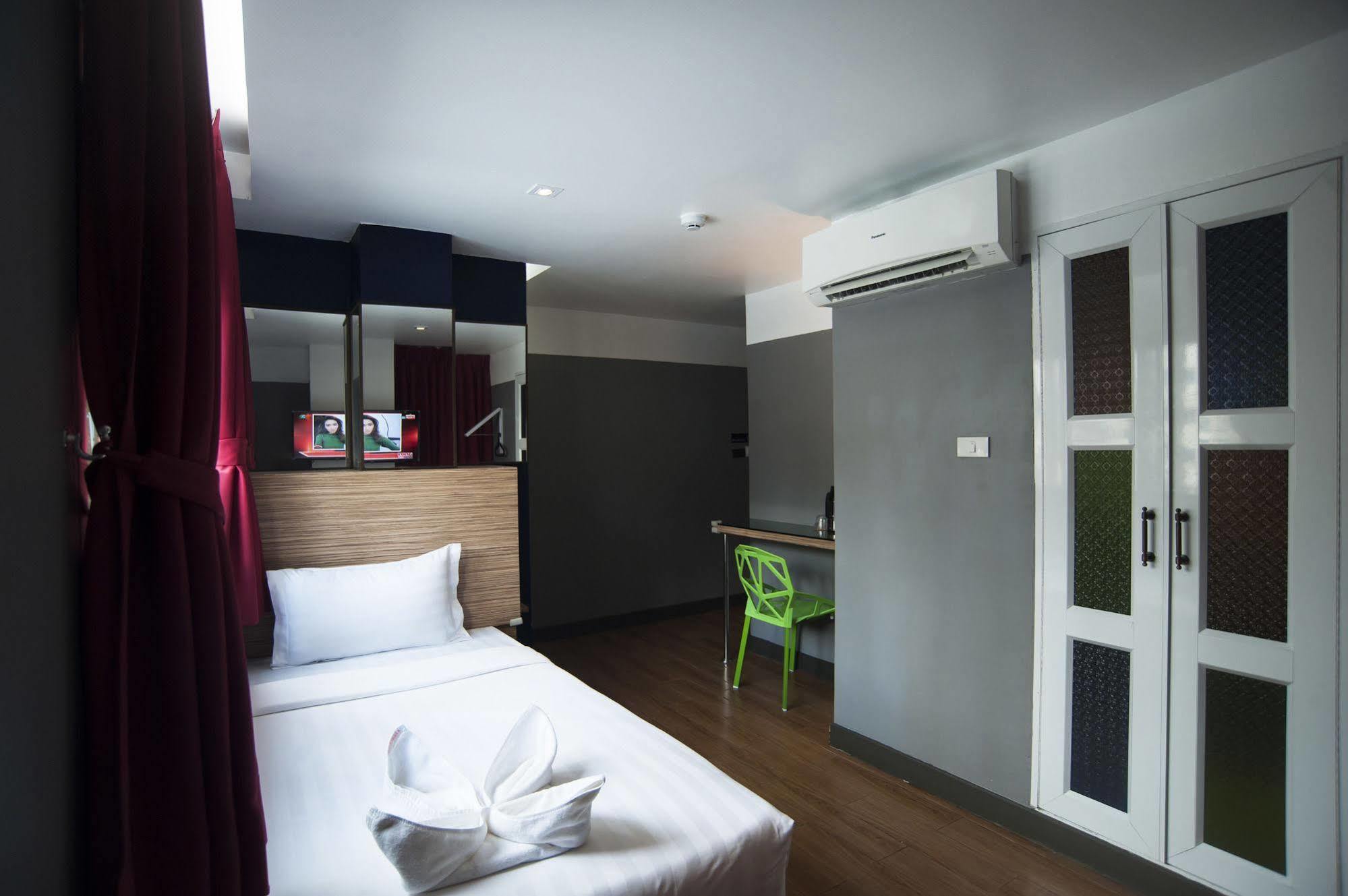Cloud 9 Lodge Bangkok Luaran gambar