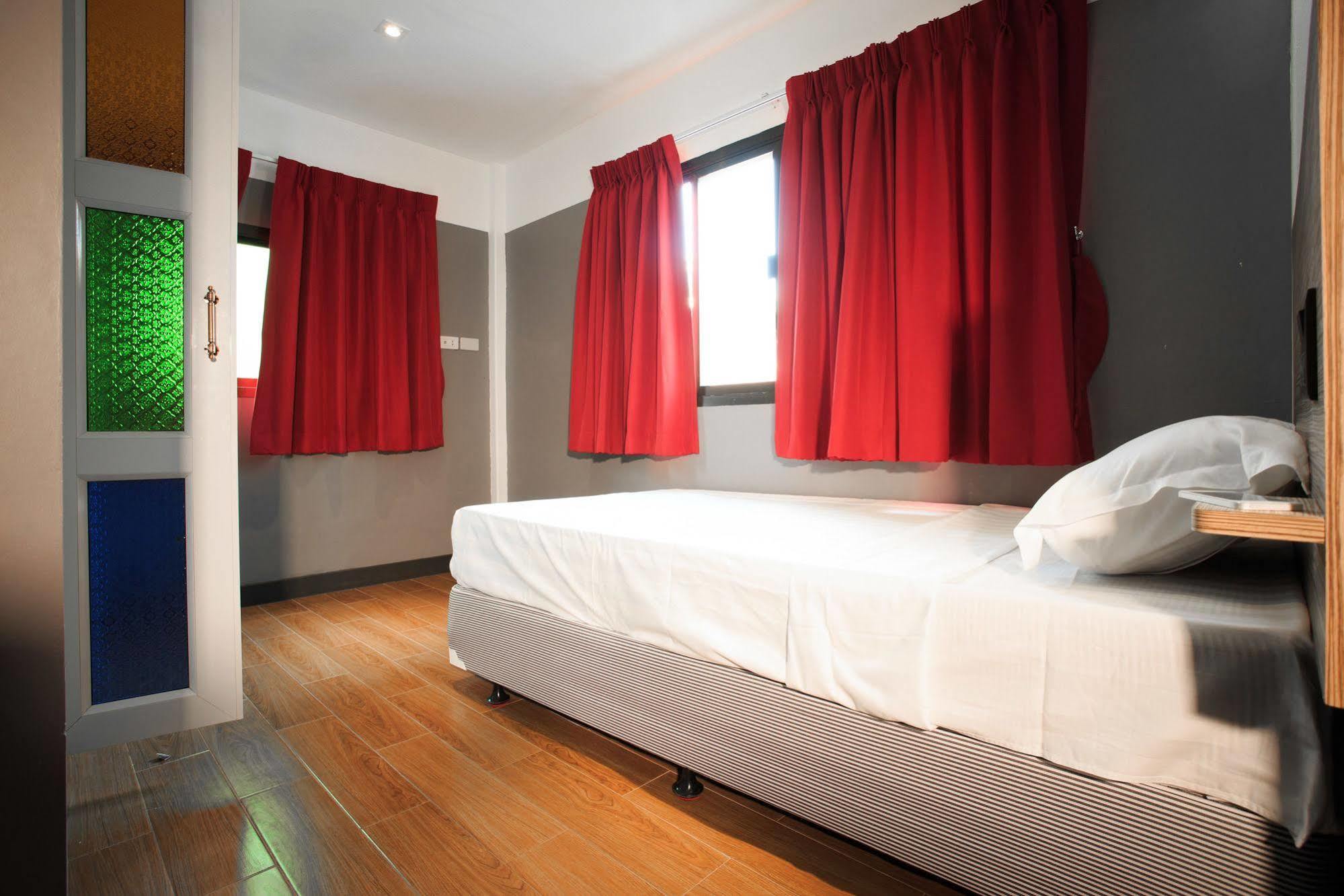 Cloud 9 Lodge Bangkok Luaran gambar
